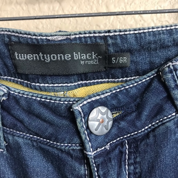 Rue 21 jeans - Picture 4 of 7